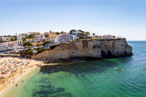 6 pueblos del Algarve que descubrir desde Huelva