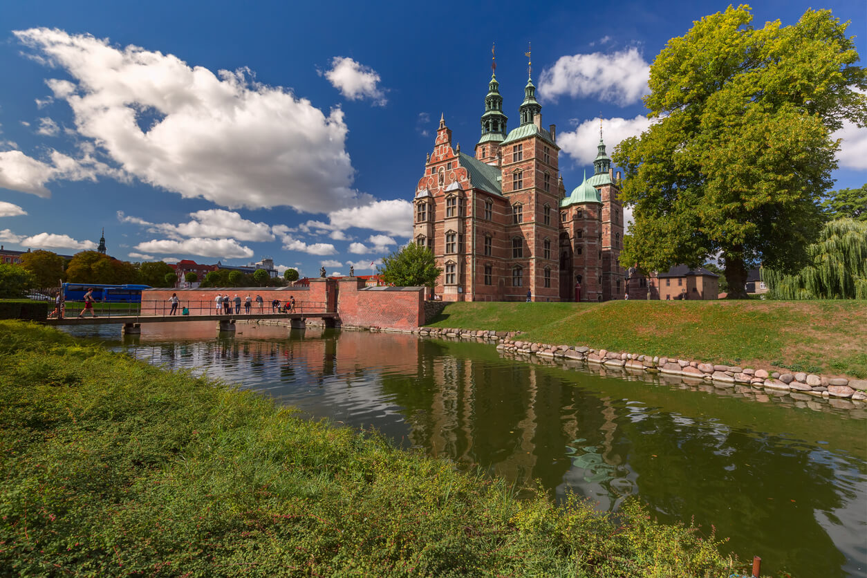 Recorre Copenhague y contágiate de su cultura