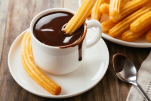 12 postres españoles que te dejarán queriendo un poco más